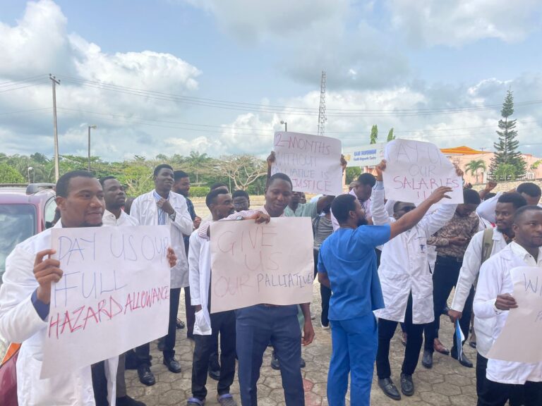 Ondo-doctors-begin-14-day-warning-strike