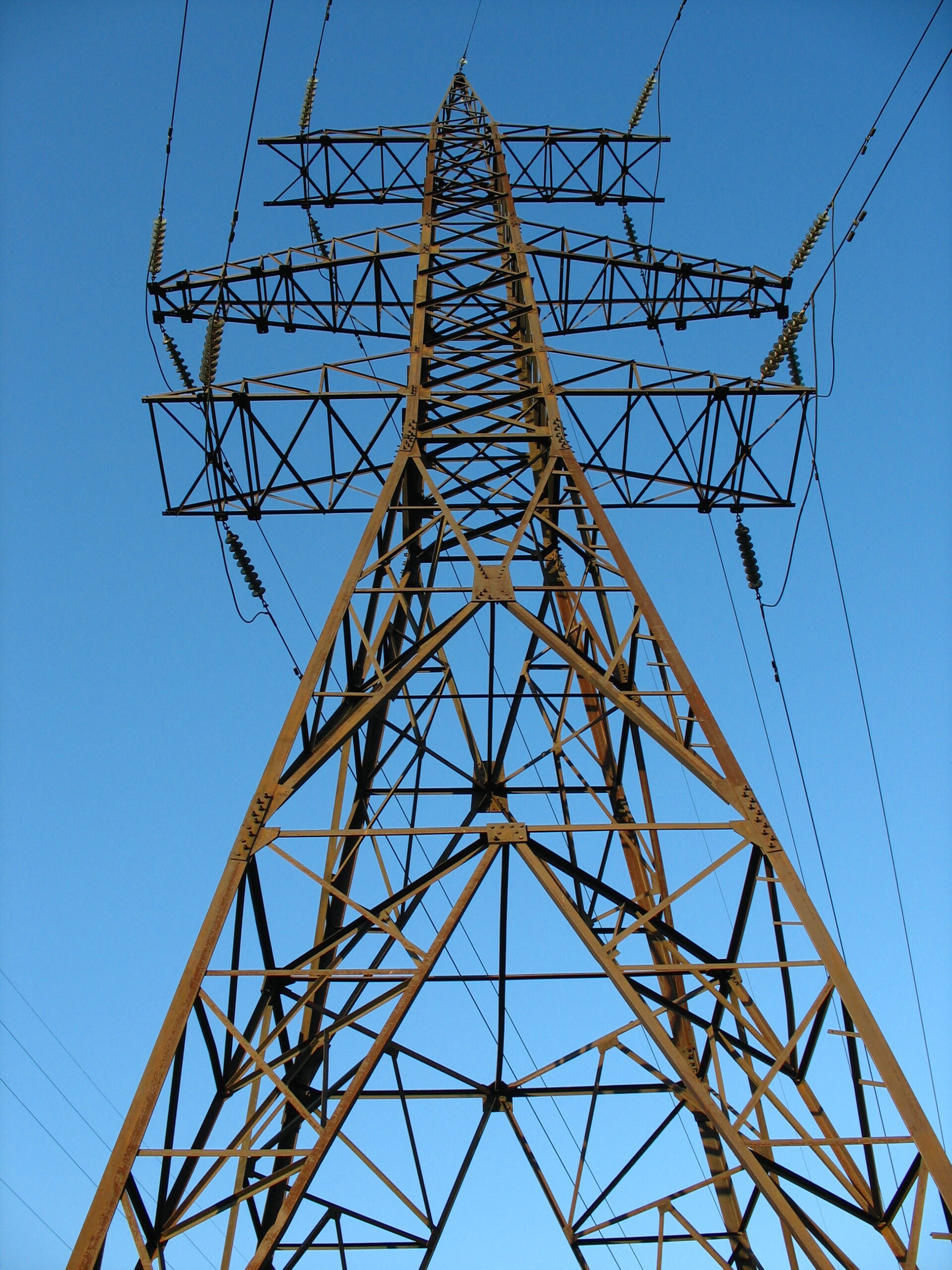 Anchor_tower_of_overhead_power_line