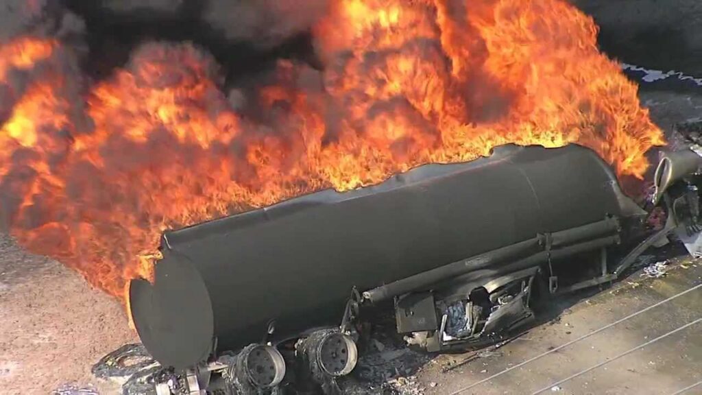 tanker-explosion